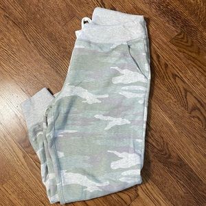 Aerie Camo Sweatpants
